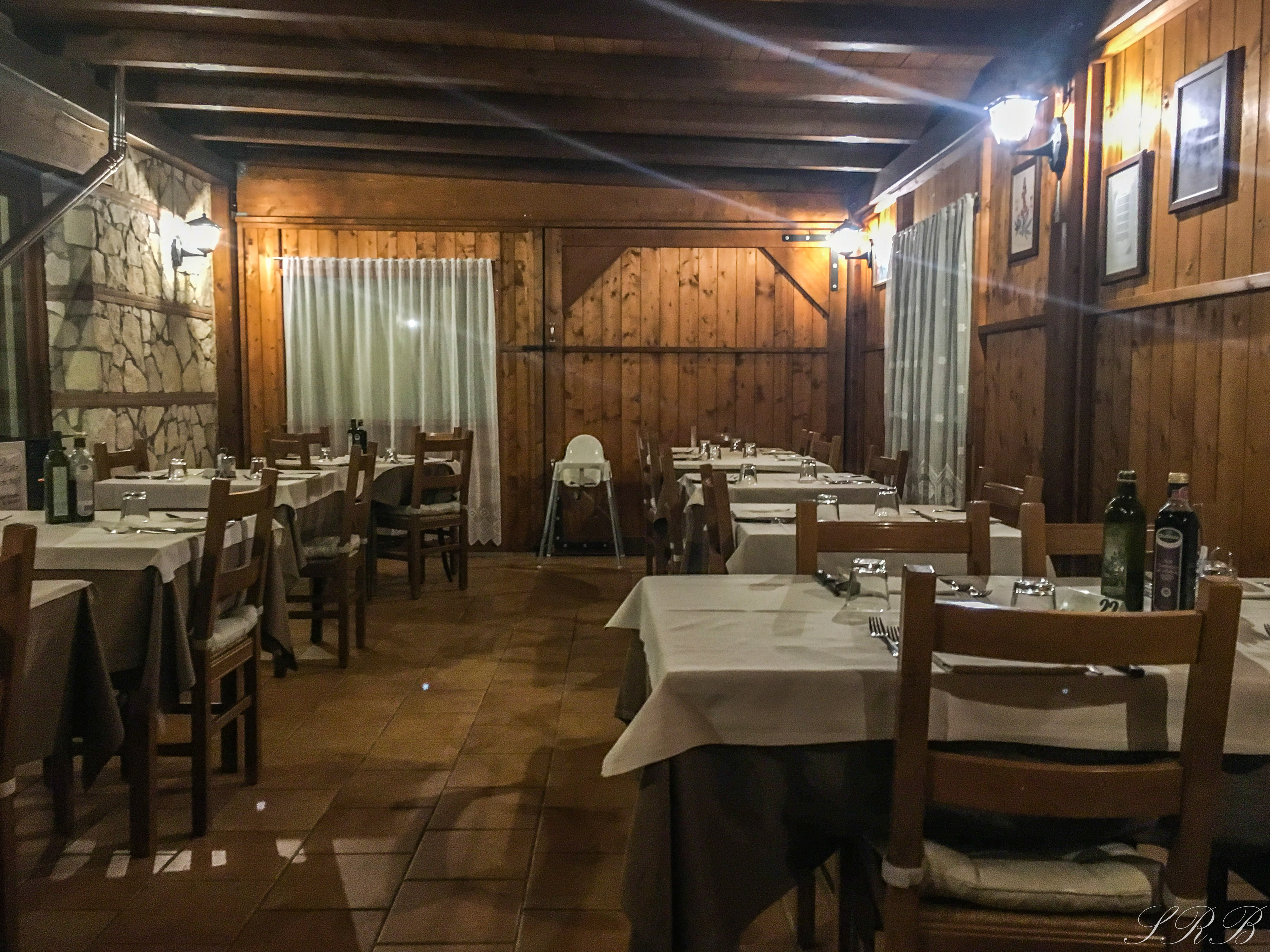 Restaurant Guide to Costabissara Vicenza, Trattoria Ambrosini