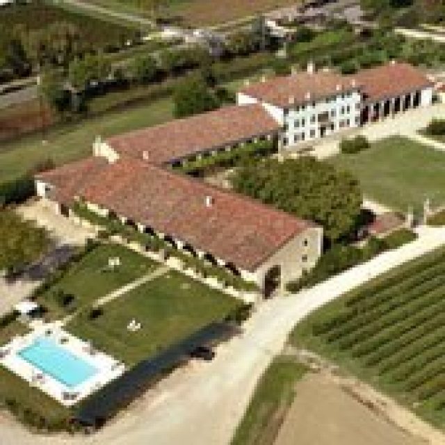 Palazzo Rosso Farm Apartments – Lumignano